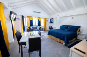 Charming Valley View Studio